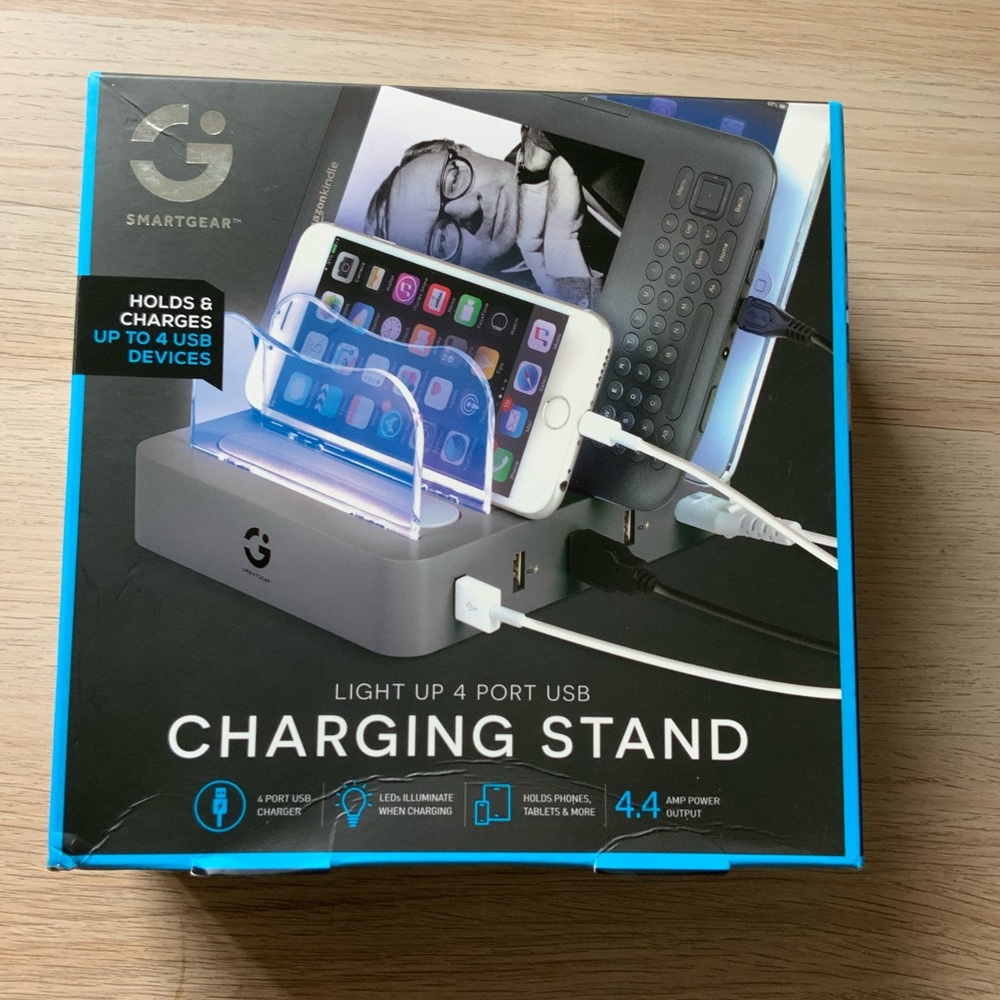 Smart Gear Charging Station